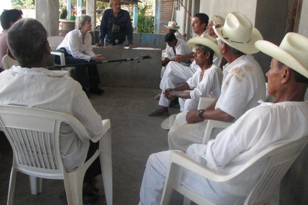 Entrevistando Amuzgos
